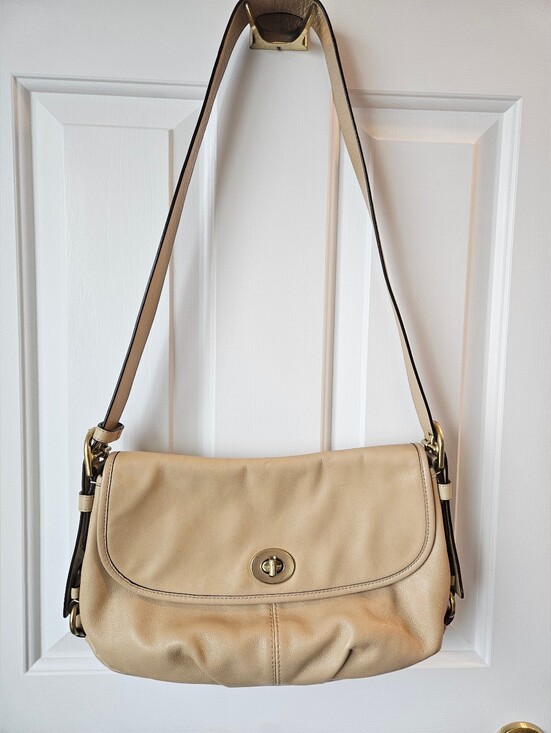 Coach Handbags - Coach Leather Shoulder Bag Turnlock